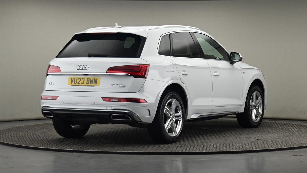 Audi Q5 Image 25