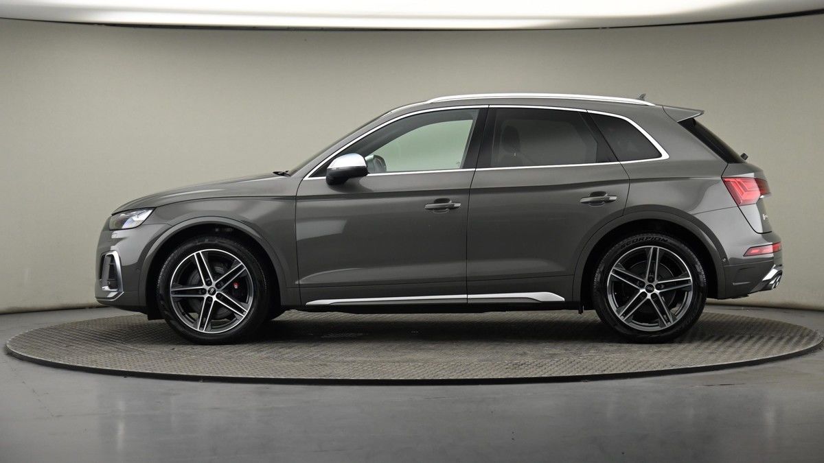 Audi SQ5 Image 23