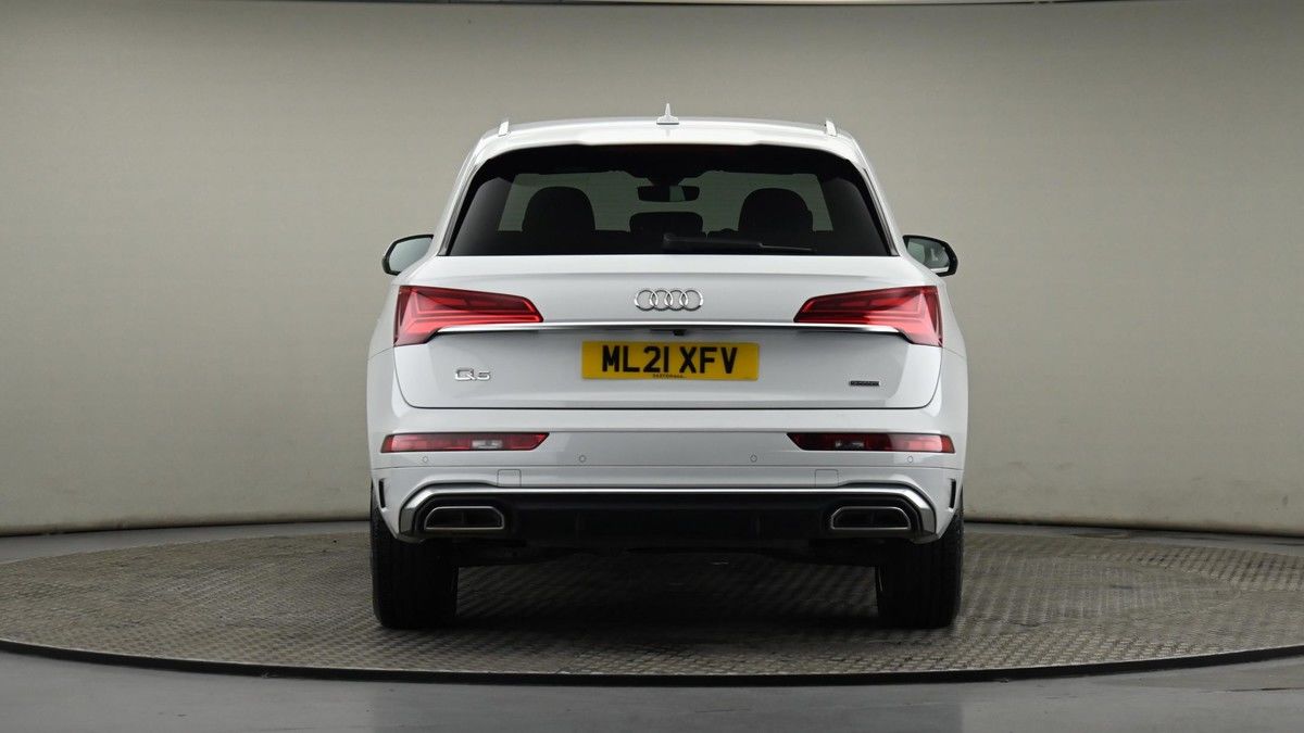 Audi Q5 Image 25