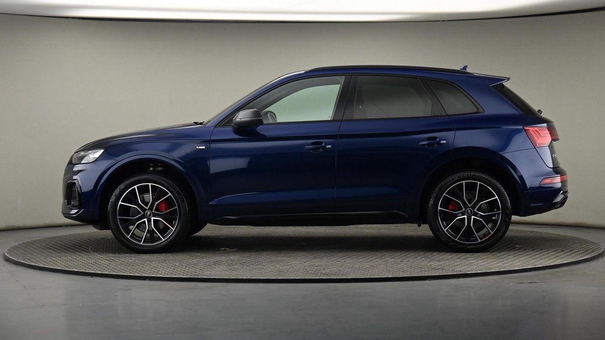 Audi Q5 Image 11