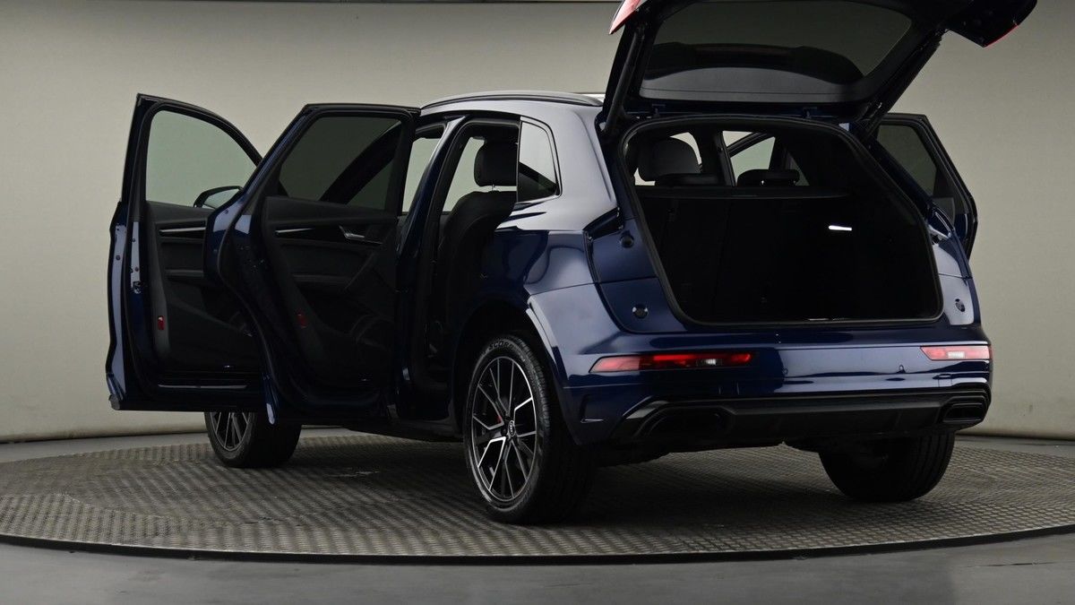 Audi Q5 Image 17