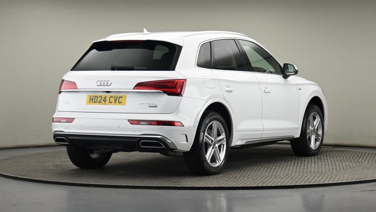 Audi Q5 Image 25