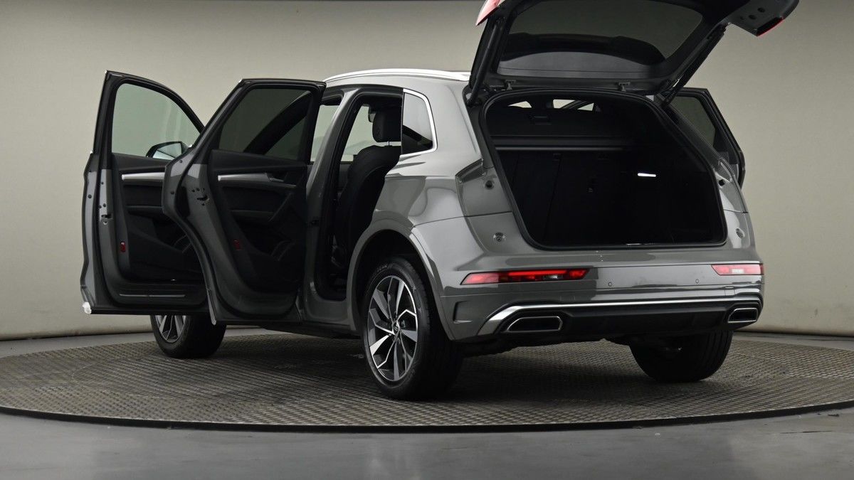 Audi Q5 Image 28