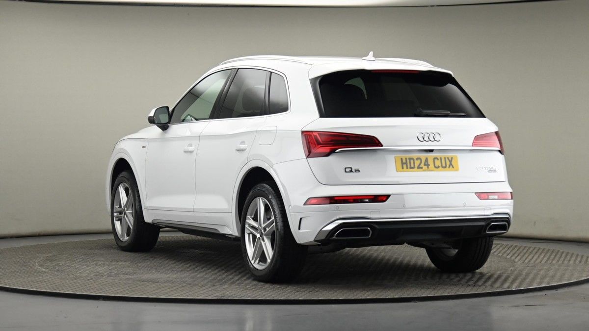 Audi Q5 Image 24