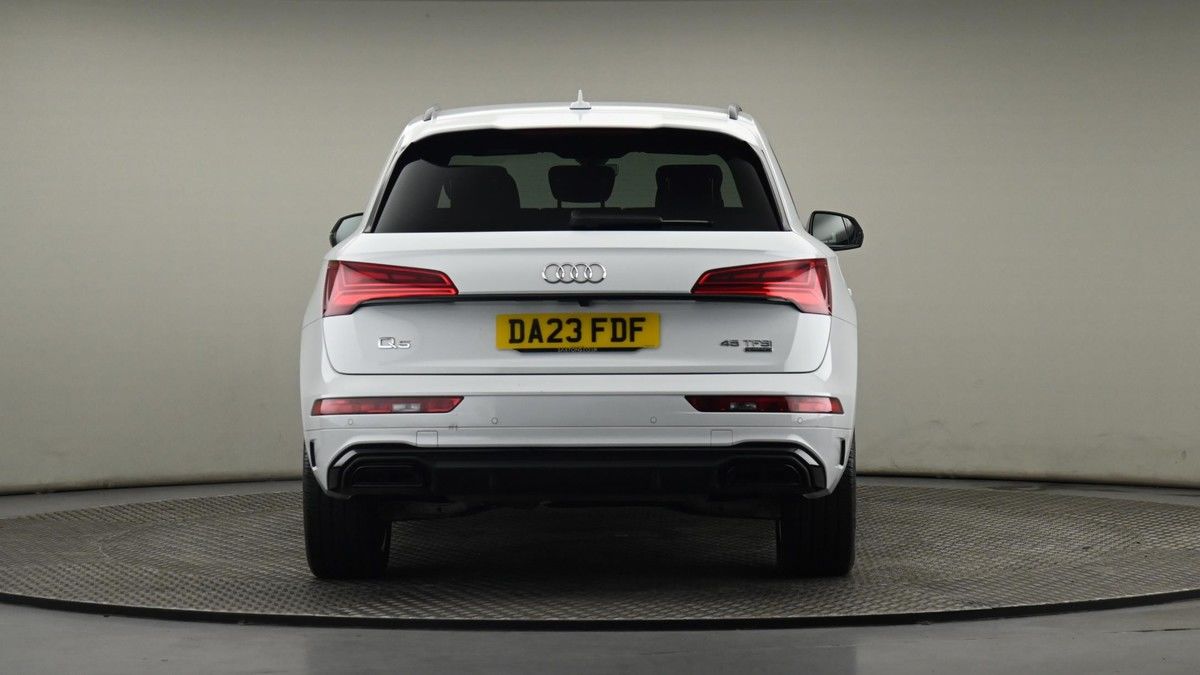 Audi Q5 Image 25