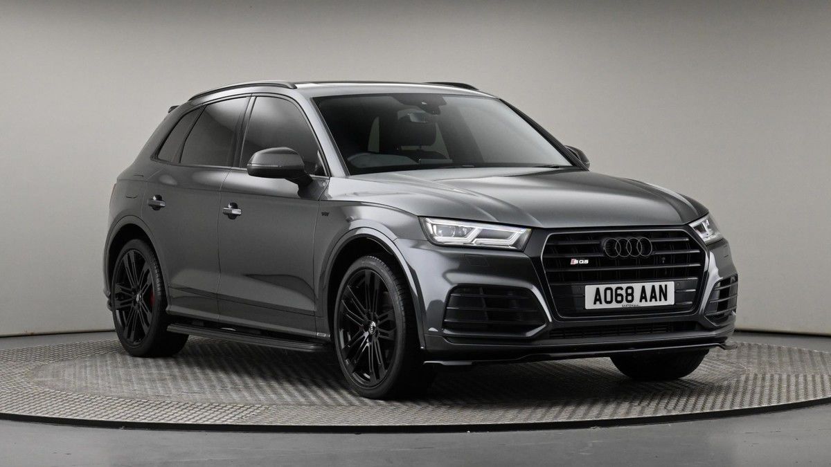 Audi SQ5 Sticky Header Image