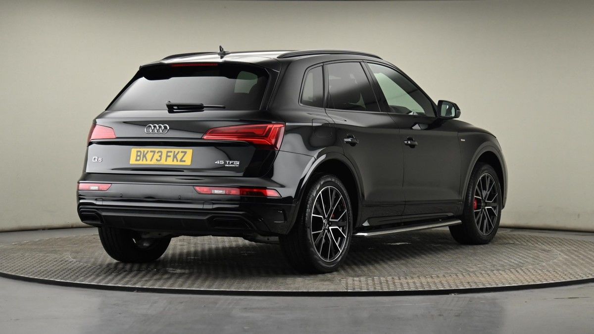 Audi Q5 Image 25