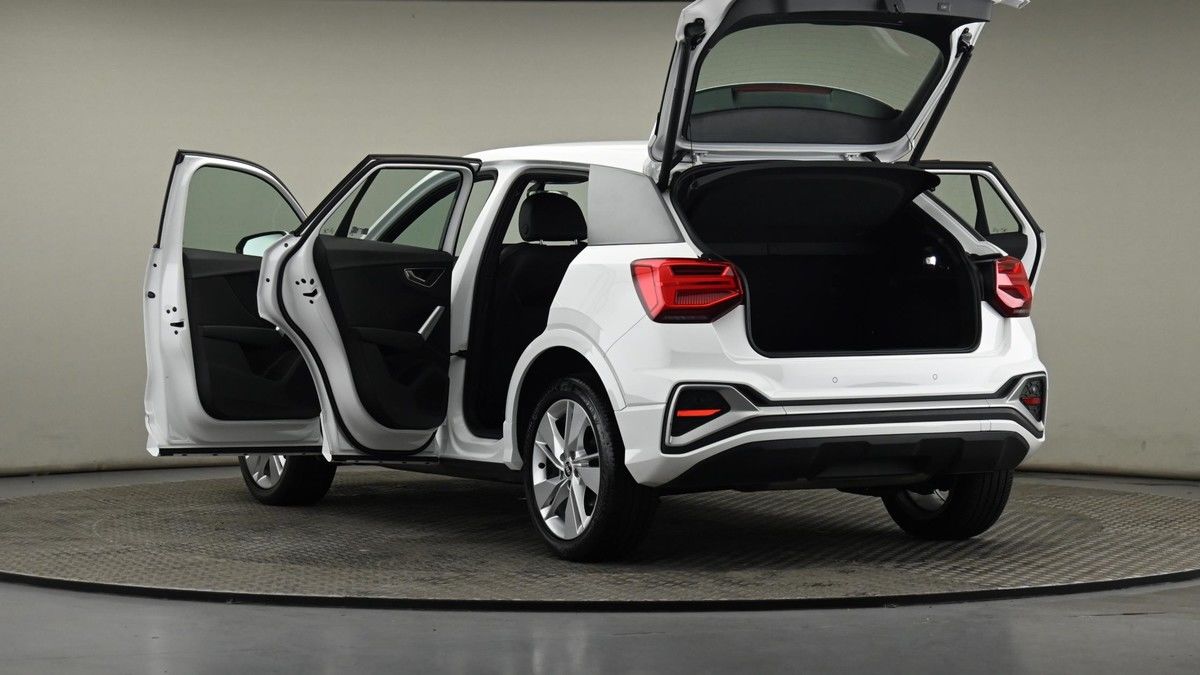 Audi Q2 Image 28