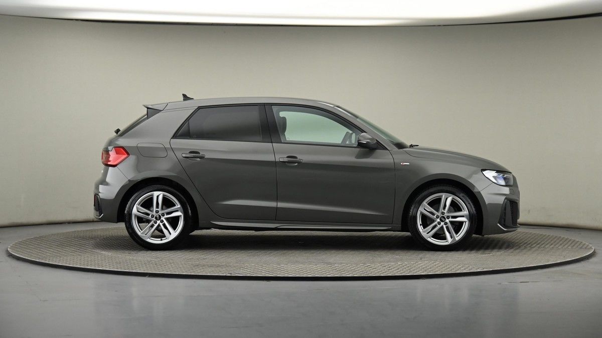 Audi A1 Image 26