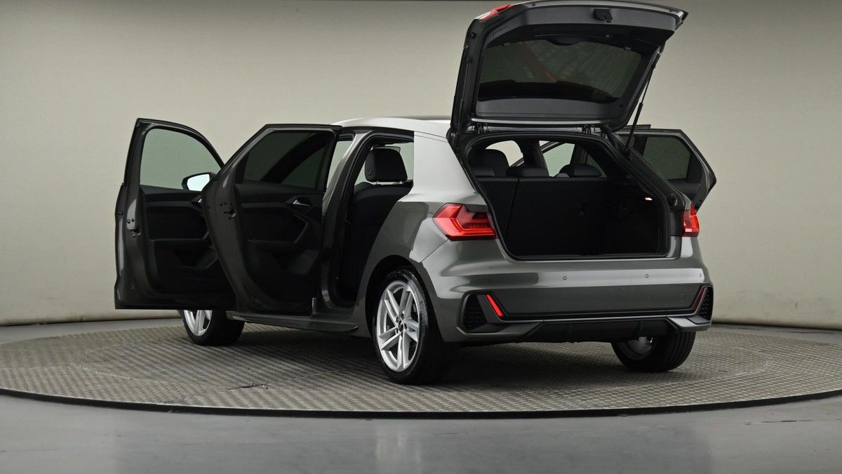 Audi A1 Image 28