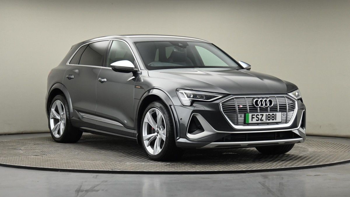 Audi e-tron S Sticky Header Image