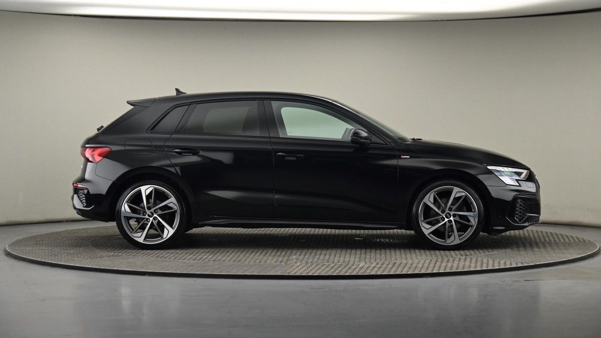 Audi A3 Image 27