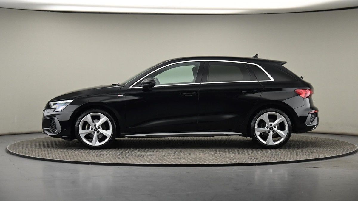 Audi A3 Image 22