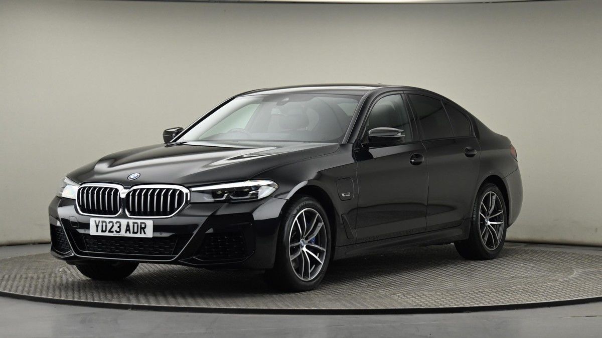 BMW 5 Series Image 22