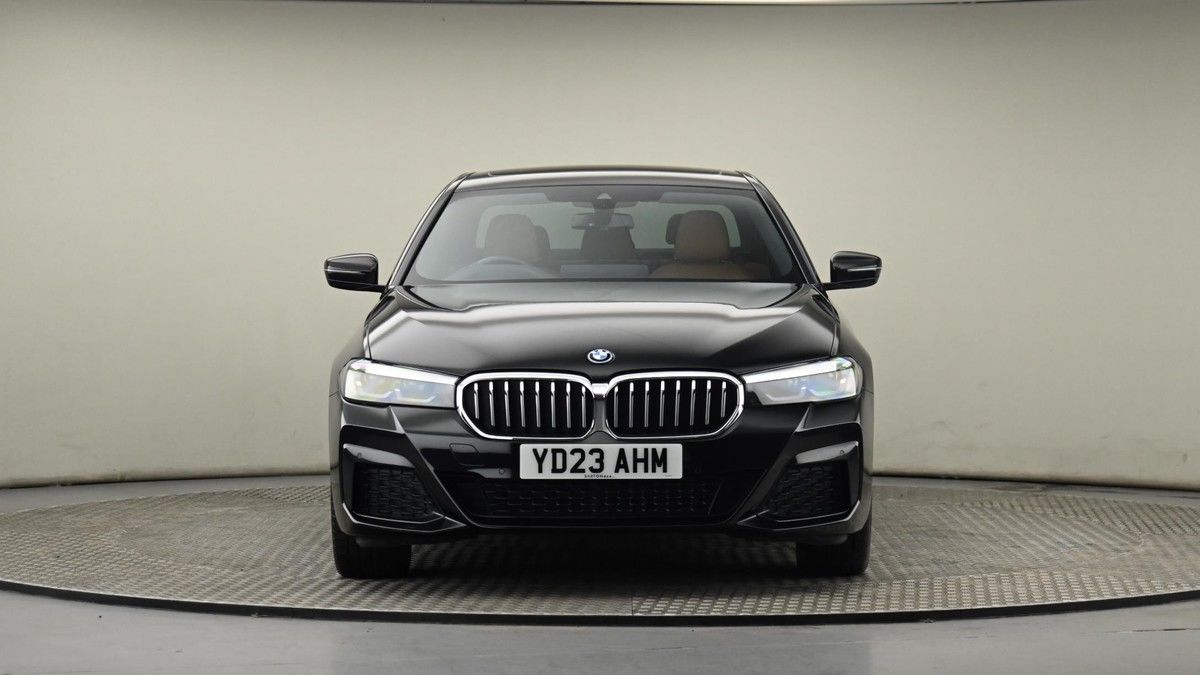 BMW 5 Series Image 21
