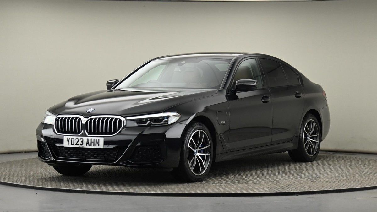 BMW 5 Series Image 22