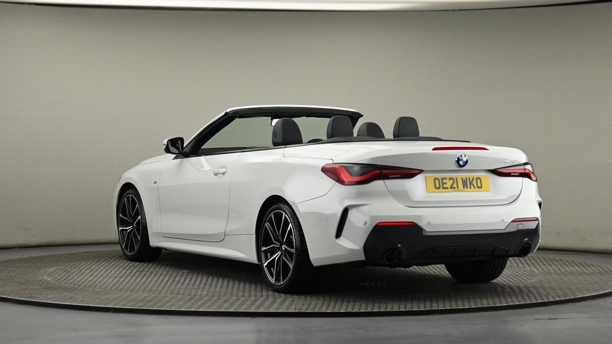 BMW 4 Series Image 24