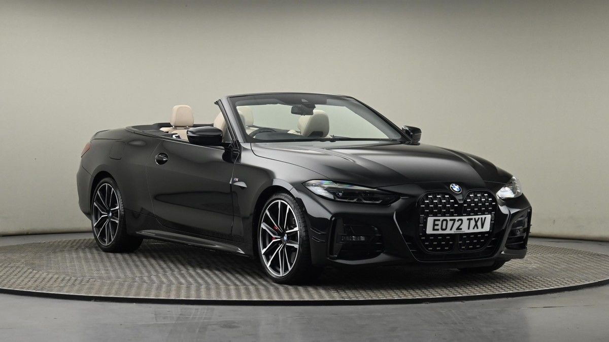 BMW 4 Series Sticky Header Image