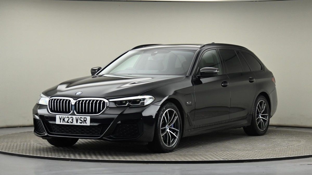 BMW 5 Series Image 22