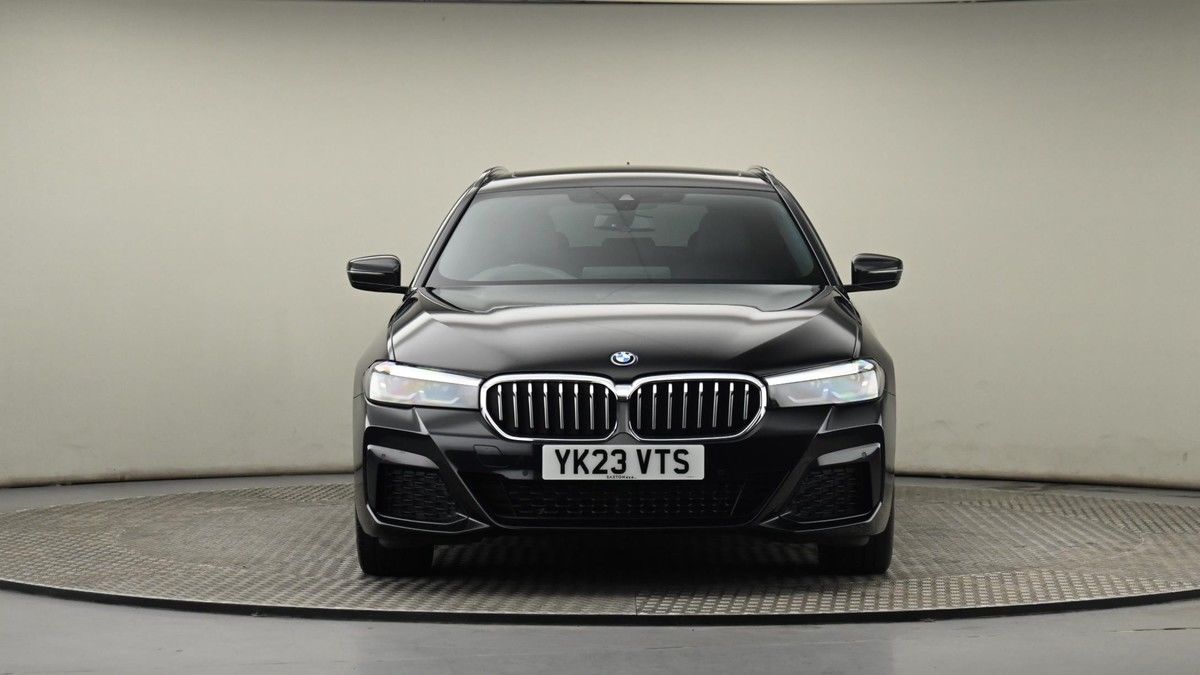 BMW 5 Series Image 21