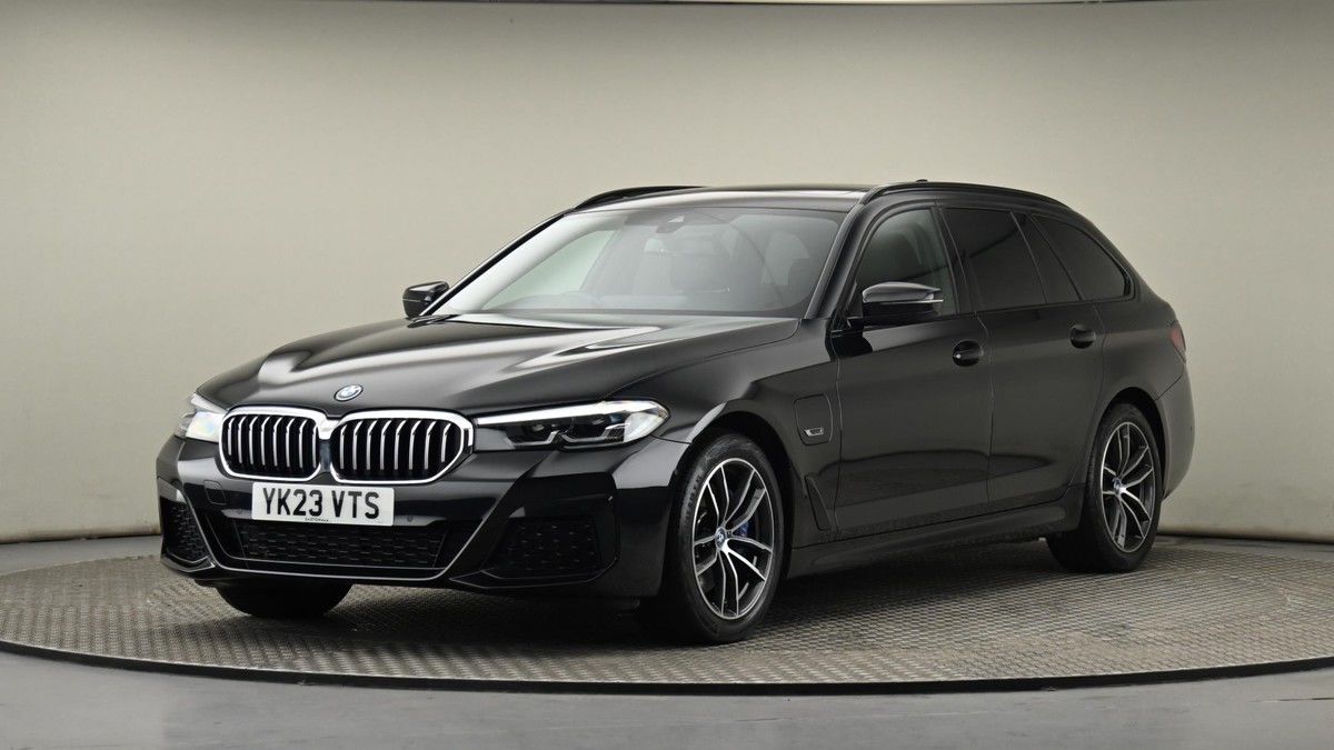 BMW 5 Series Image 22