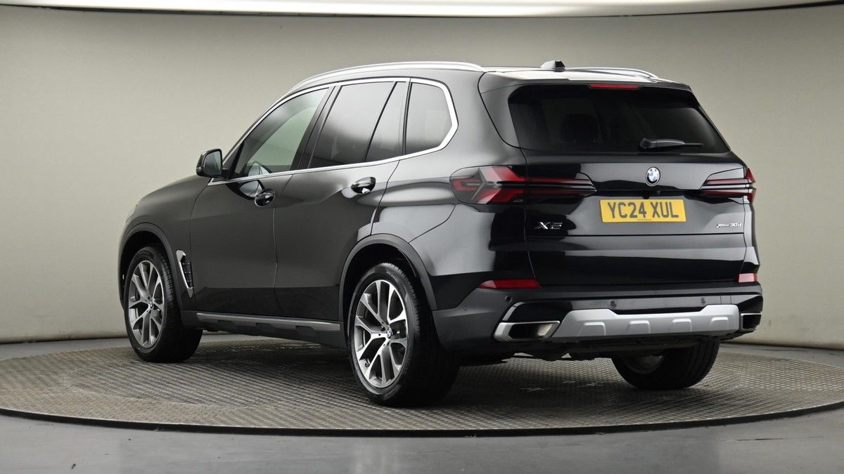 BMW X5 Image 24