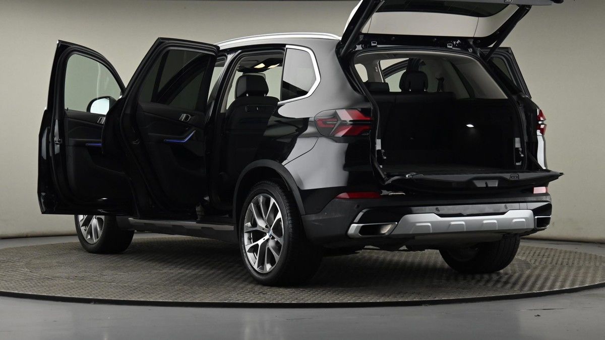 BMW X5 Image 29