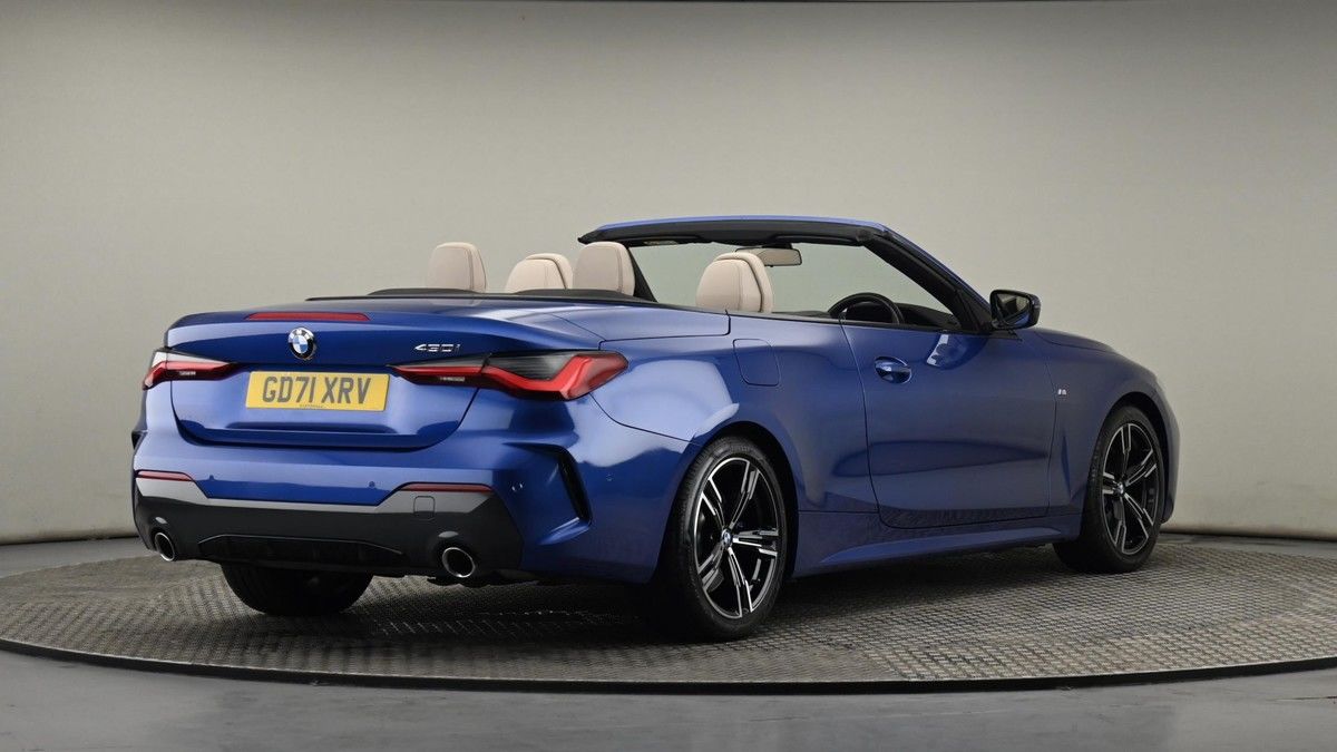 BMW 4 Series Image 26