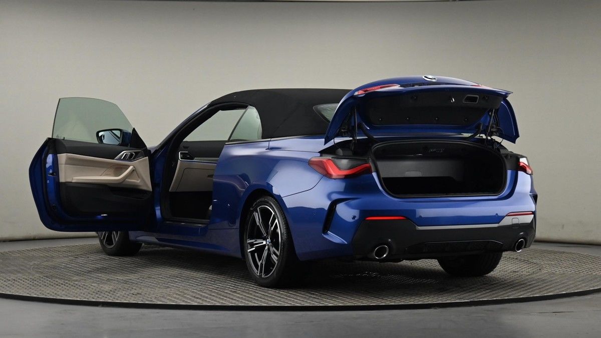 BMW 4 Series Image 29