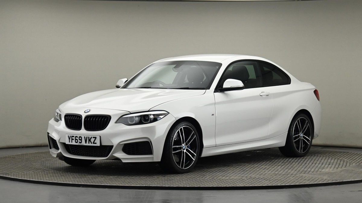 BMW 2 Series Image 21