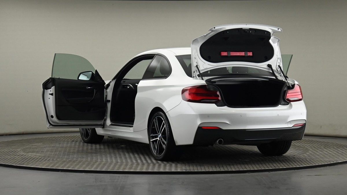 BMW 2 Series Image 28