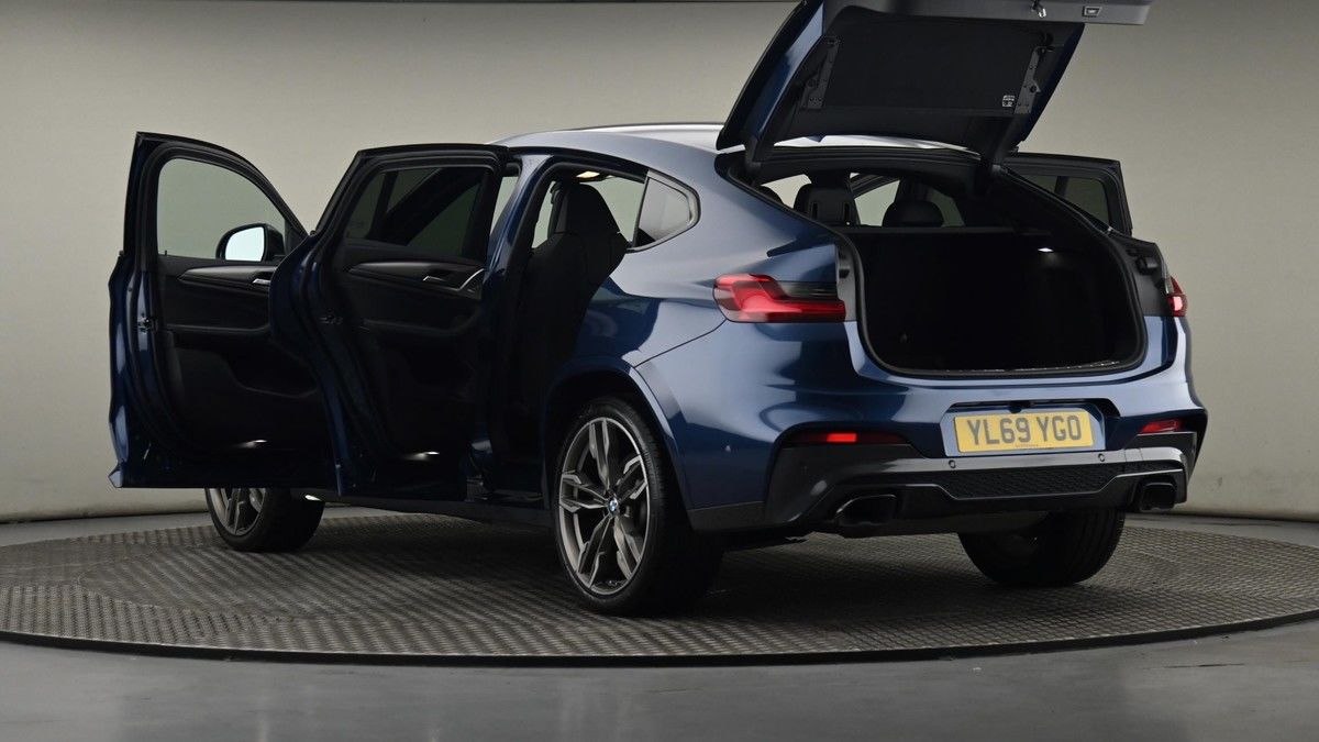 BMW X4 Image 28