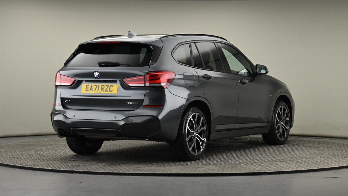 BMW X1 Image 25