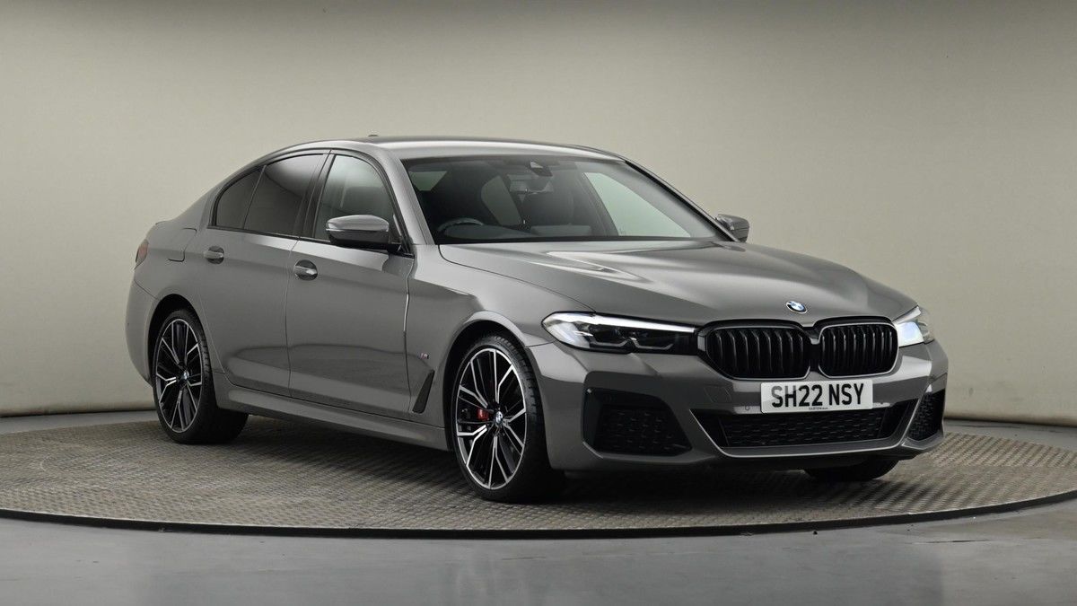 BMW 5 Series Sticky Header Image