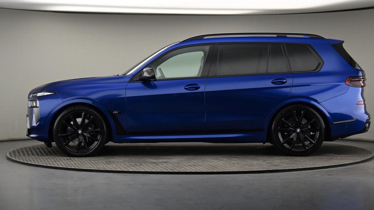 BMW X7 Image 23