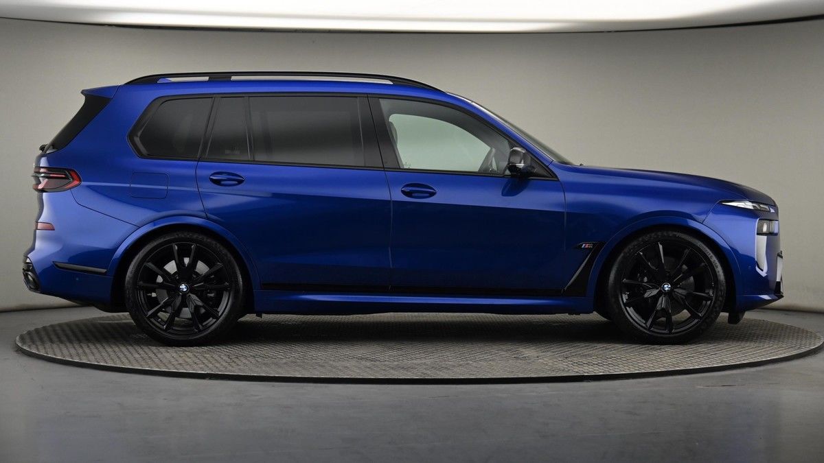 BMW X7 Image 27