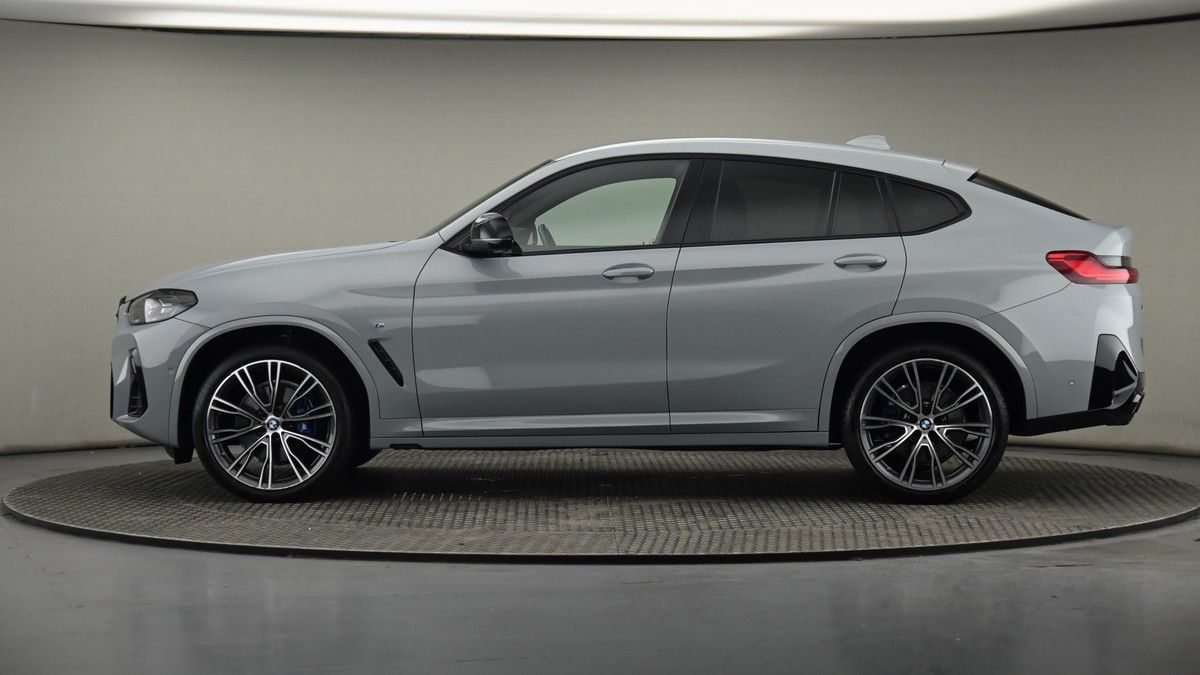 BMW X4 Image 23