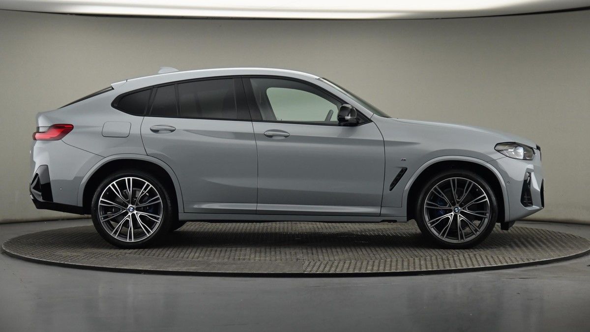 BMW X4 Image 27