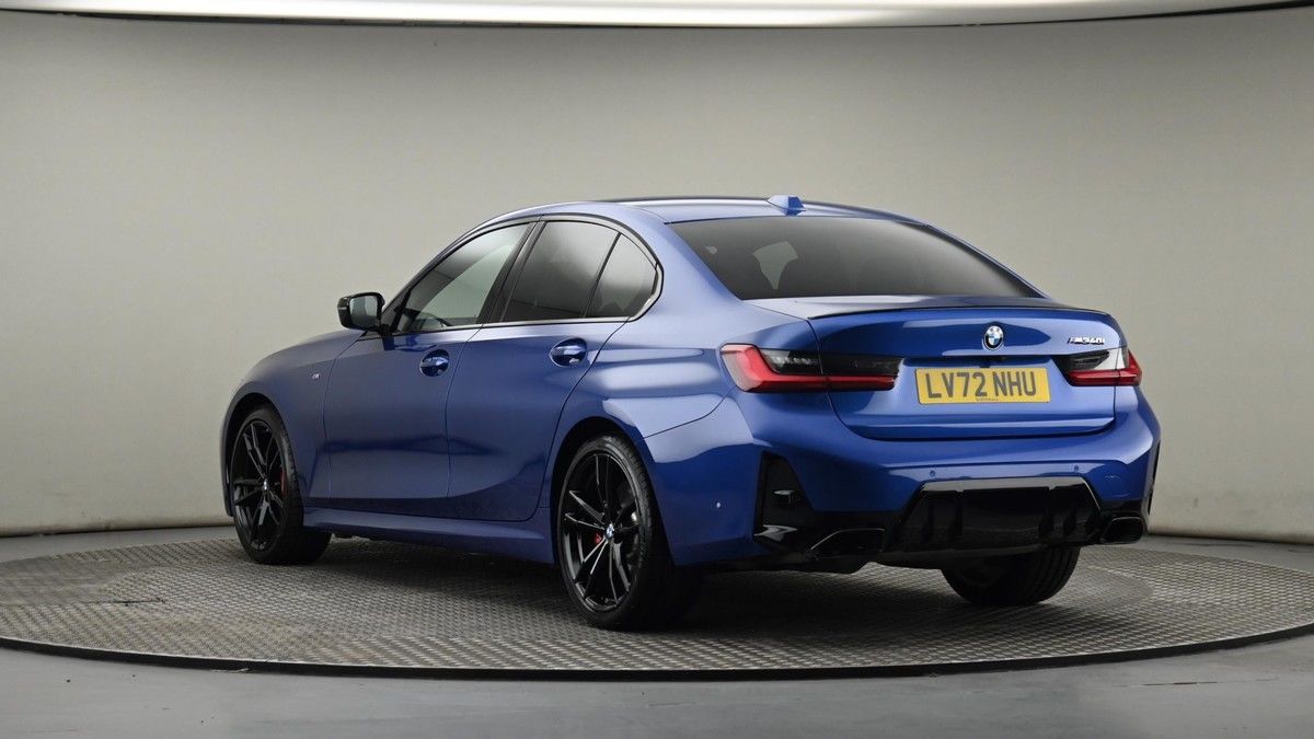 BMW 3 Series Image 23