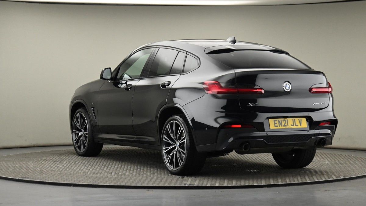 BMW X4 Image 24