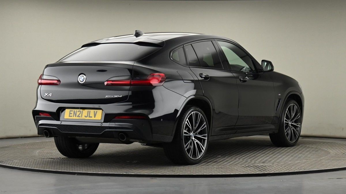 BMW X4 Image 26
