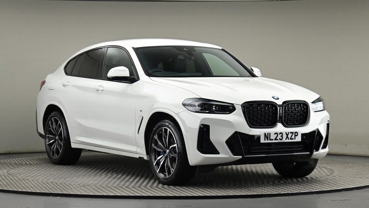 BMW X4 Sticky Header Image