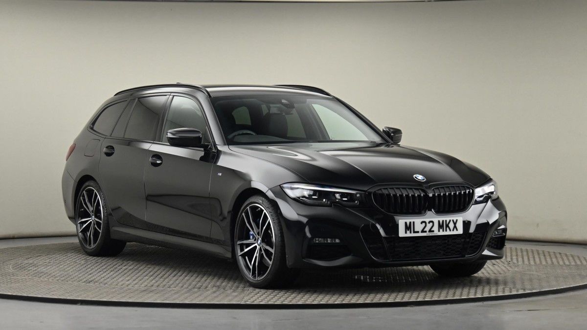 BMW 3 Series Sticky Header Image