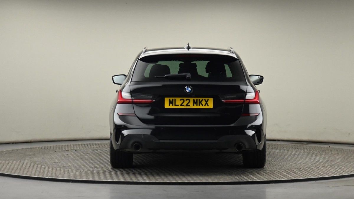 BMW 3 Series Image 25