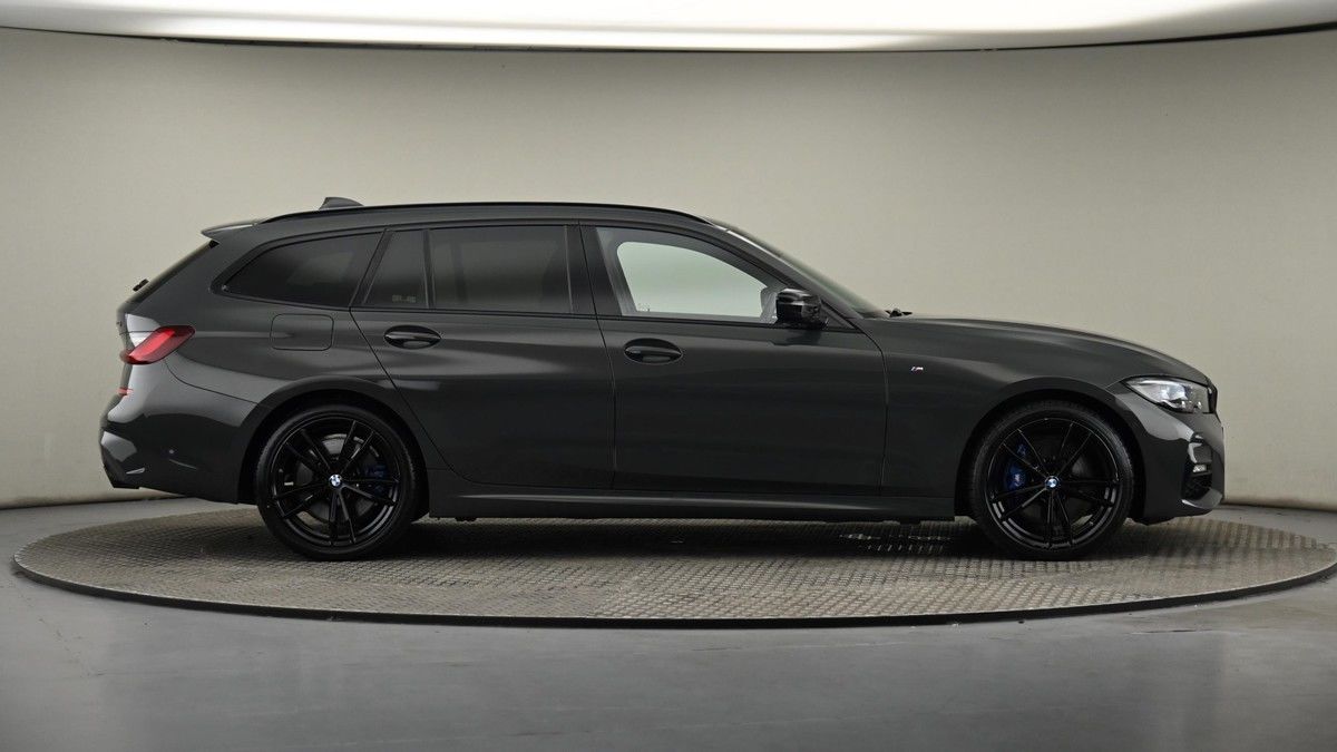 BMW 3 Series Image 27