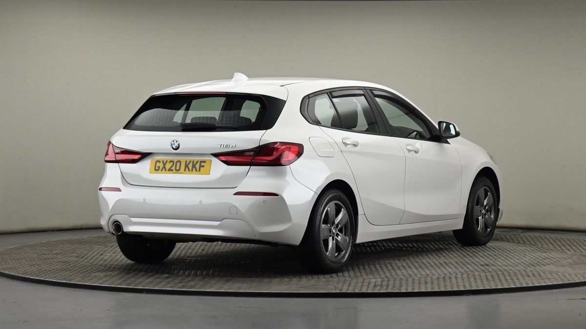 BMW 1 Series Image 25