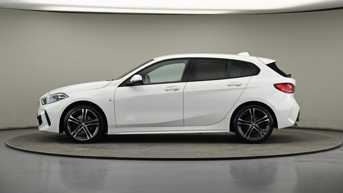 BMW 1 Series Image 23