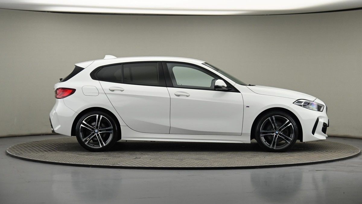 BMW 1 Series Image 27