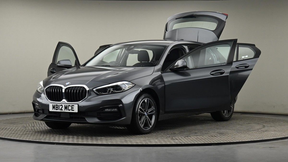 BMW 1 Series Image 28