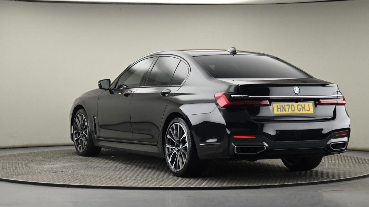 BMW 7 Series Image 24